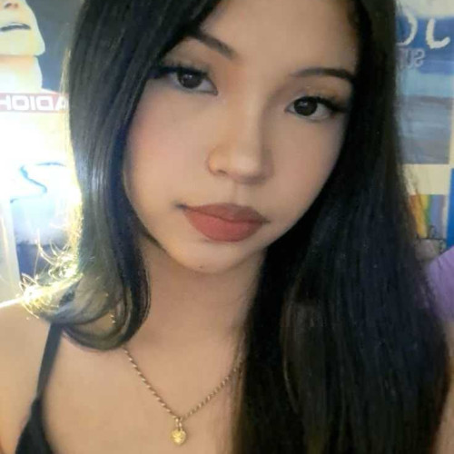 Salomé L. profile photo