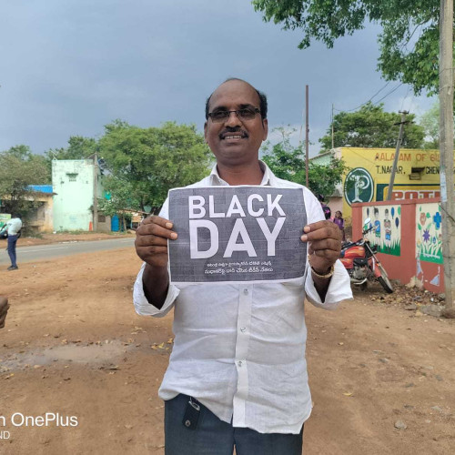 madha r. profile photo