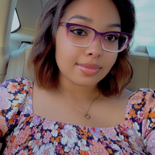 Dominique V. profile photo