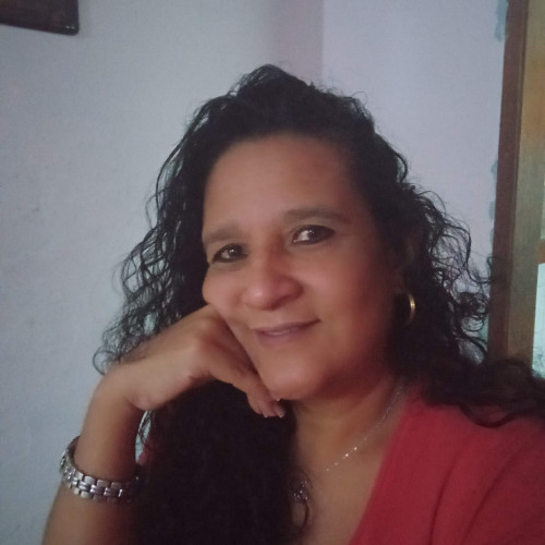 ana r. profile photo