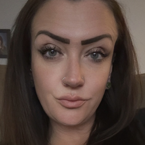 Dani B.