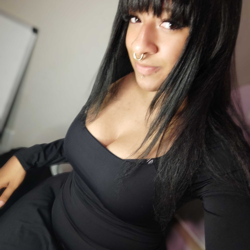 gladis i. profile photo