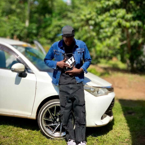 juzi j. profile photo