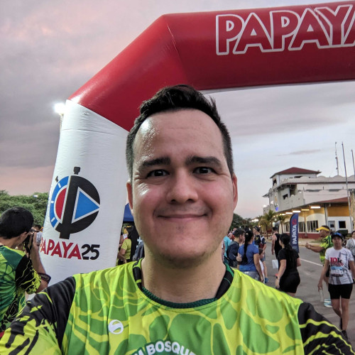 Carlos R. profile photo