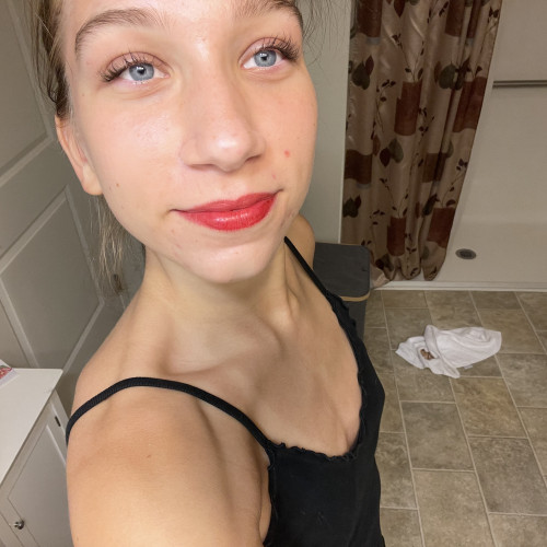 Kat M. profile photo