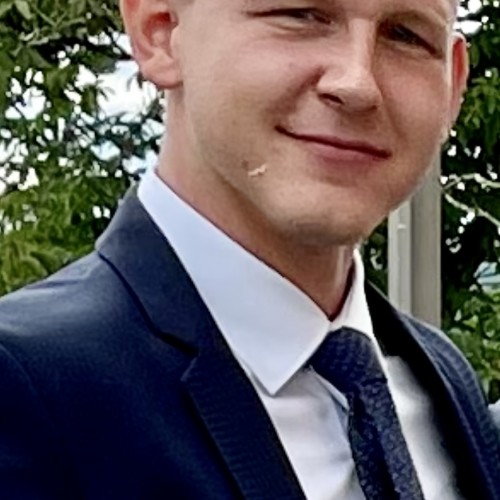 Tobias S.