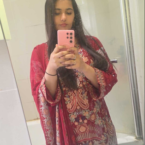Pakiza A.