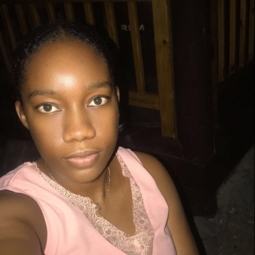 Alicia R.