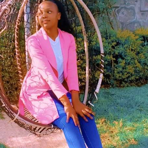 Claire M. profile photo