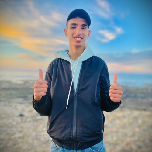 Amine E.