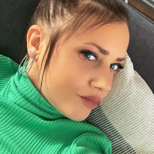 Nicolie M. profile photo