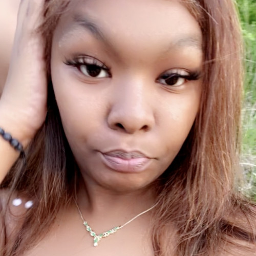 stephanie  j. profile photo