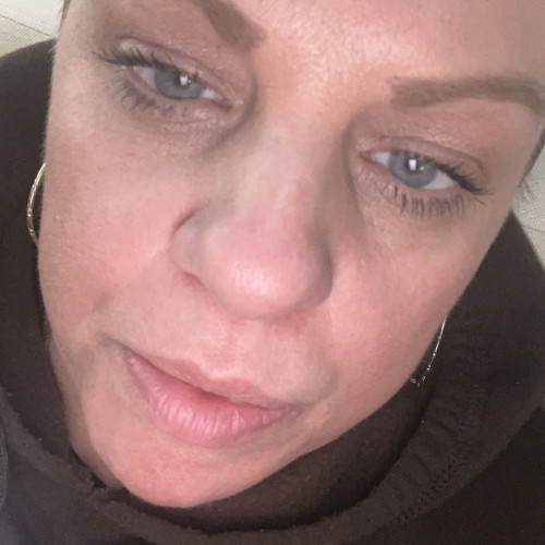Tina V. profile photo