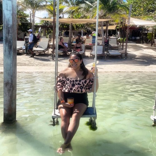 Veronica  L. profile photo