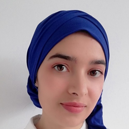 Bouchra L. profile photo