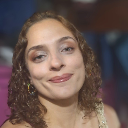 Lucero R.