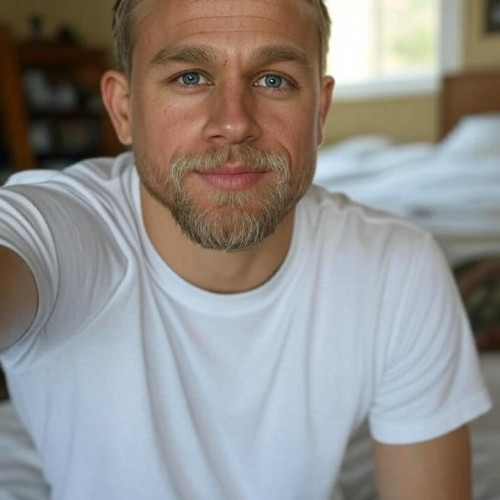 Charlie  E. profile photo