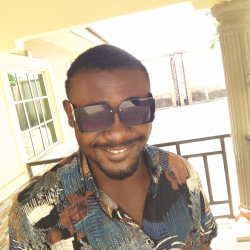 DIMA  E. profile photo