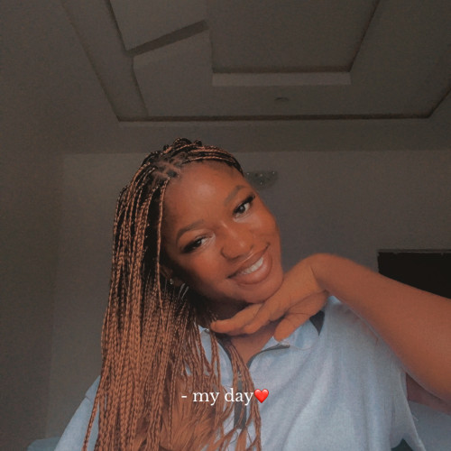 Renniee G. profile photo