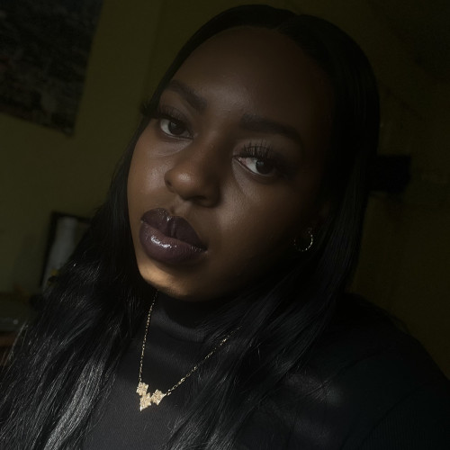 Ezzy O.