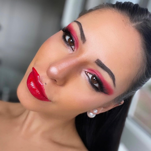 Nadia B.
