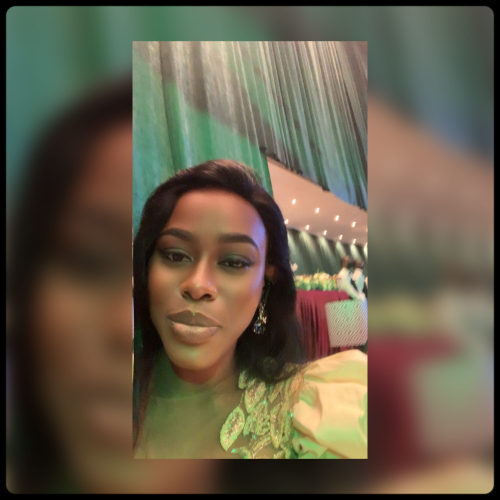 Mari M. profile photo