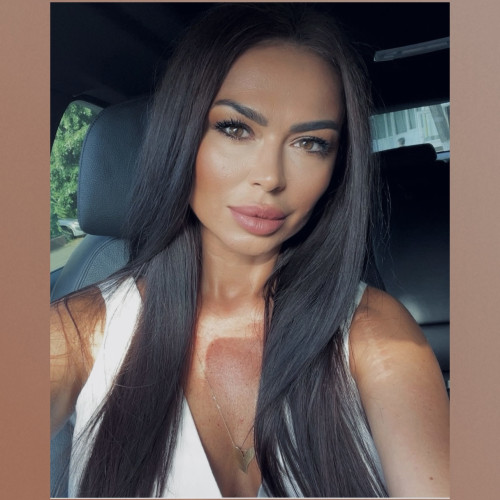 Roxana V. profile photo