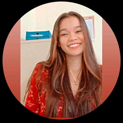 Lara R. profile photo