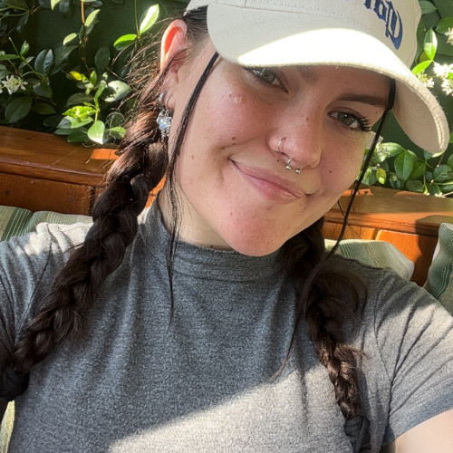 Mia T. profile photo