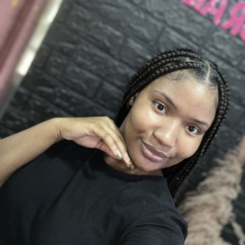 Nelie O. profile photo