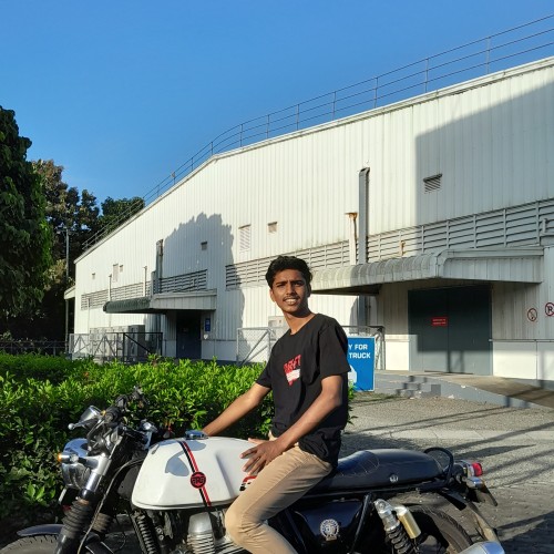 Akbar  R.