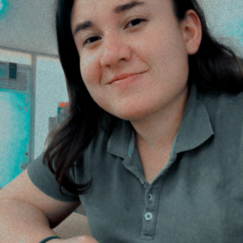 itzel c. profile photo