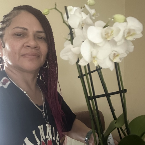Deb R. profile photo