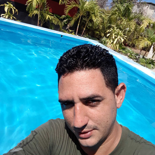 yosvani l.