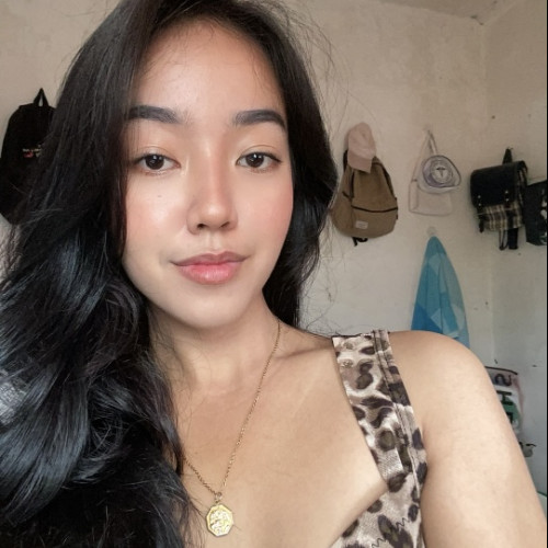 Nicole e. profile photo