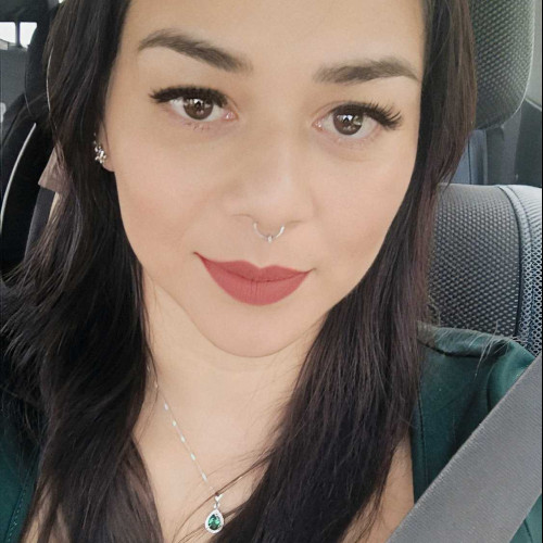 Laura J. profile photo