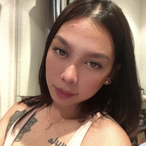 Eya L. profile photo