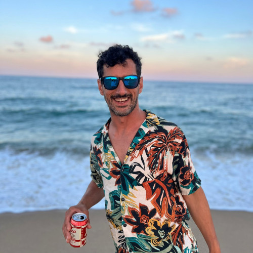 Nicols  V. profile photo