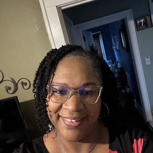 Sharon L. profile photo