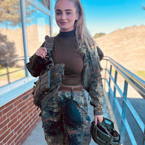 Chiny b. profile photo