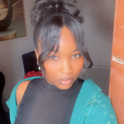 Esther O. profile photo