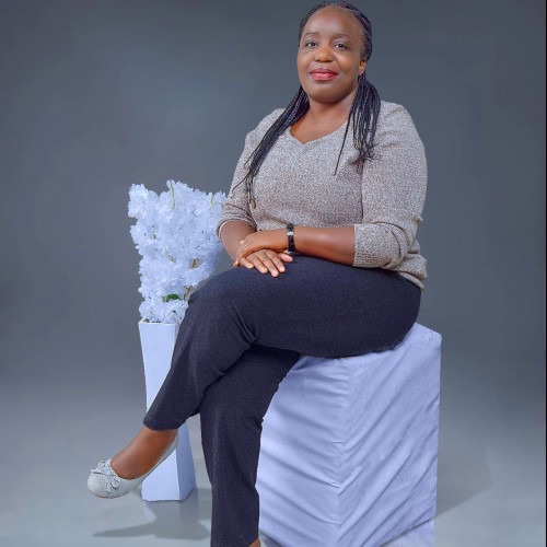 Tina V. profile photo