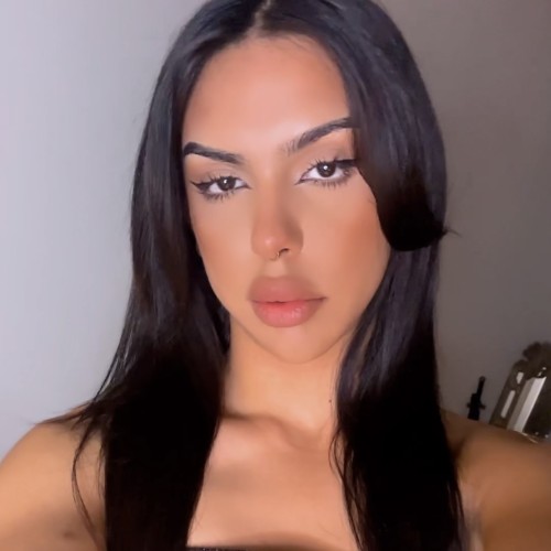 Eri R. profile photo