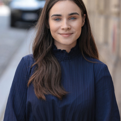 Lindsay F. profile photo