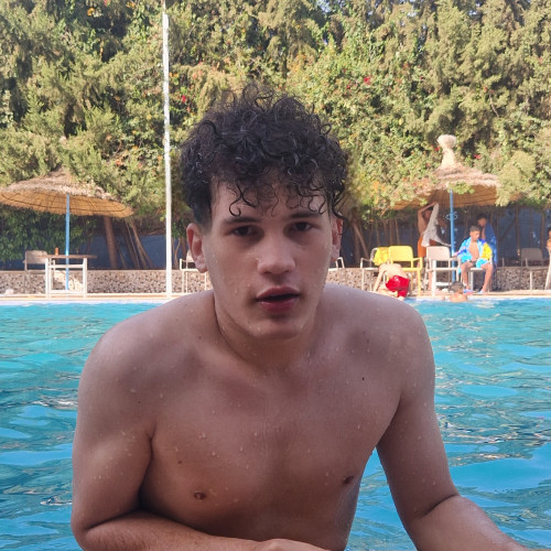 Omar E. profile photo