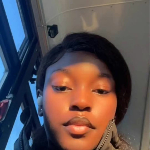 Ami l. profile photo