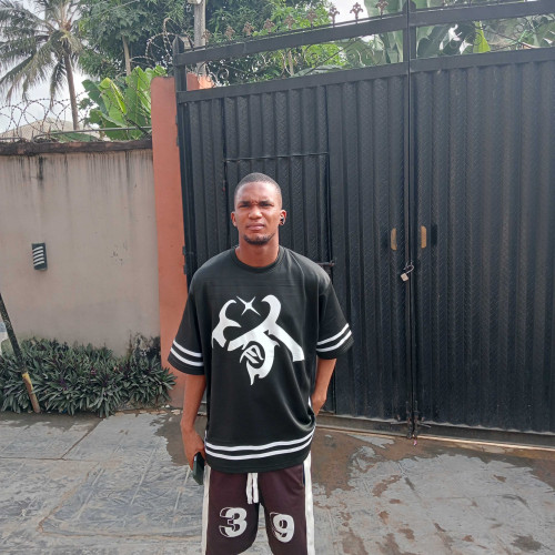 boy n. profile photo