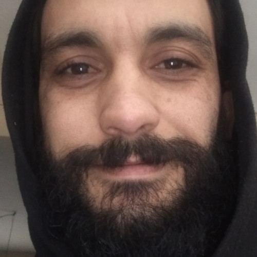 Zakaria  B.