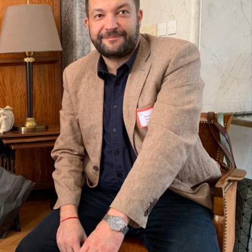Nenad M.
