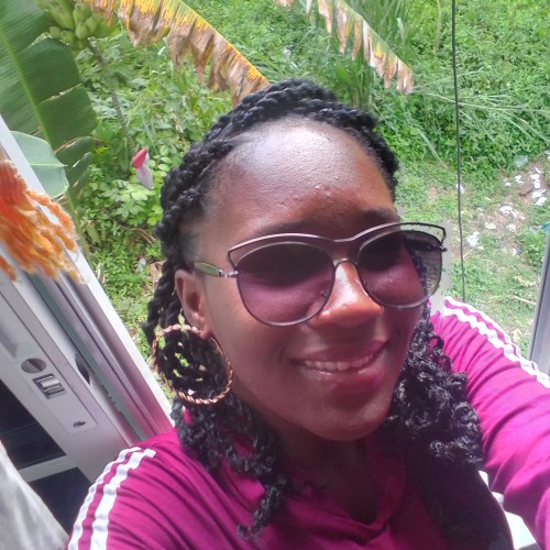 Azara T. profile photo